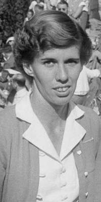 Doris Hart, American tennis player., dies at age 89